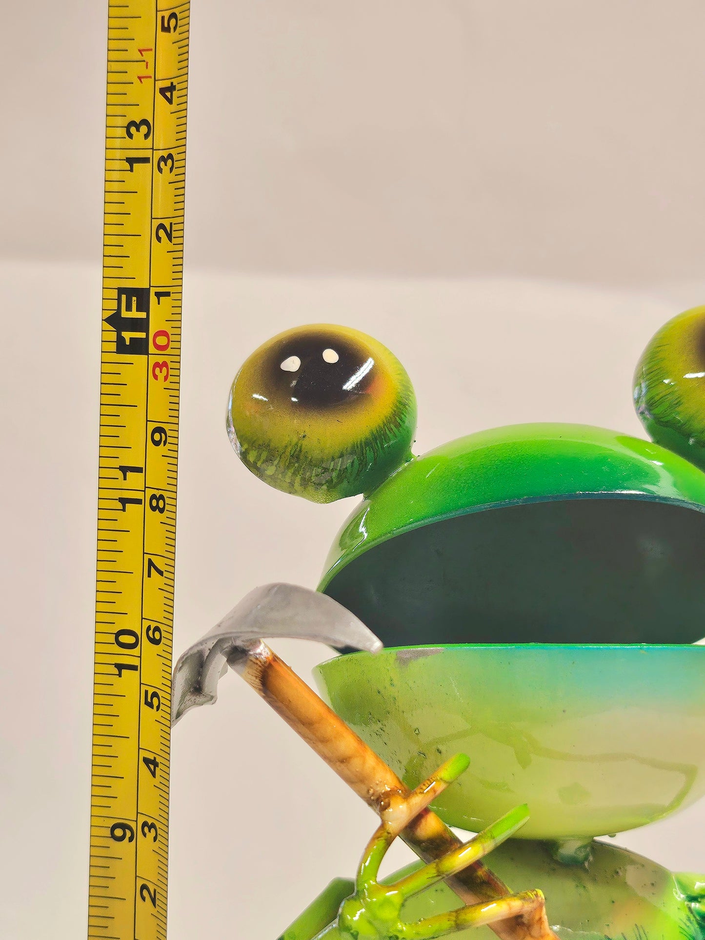 Handcrafted working metal frogs. (Bigger version)