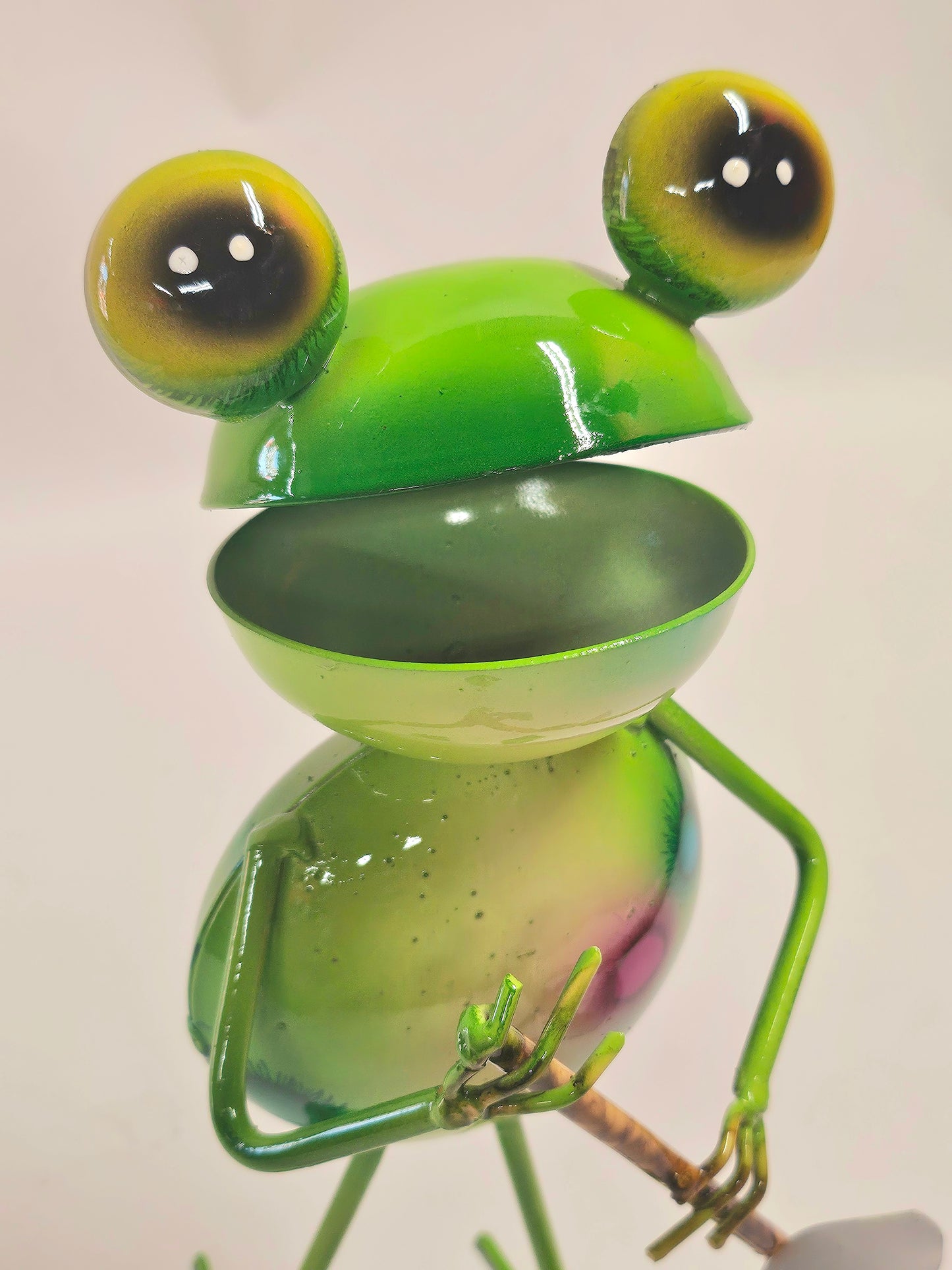 Handcrafted working metal frogs. (Bigger version)