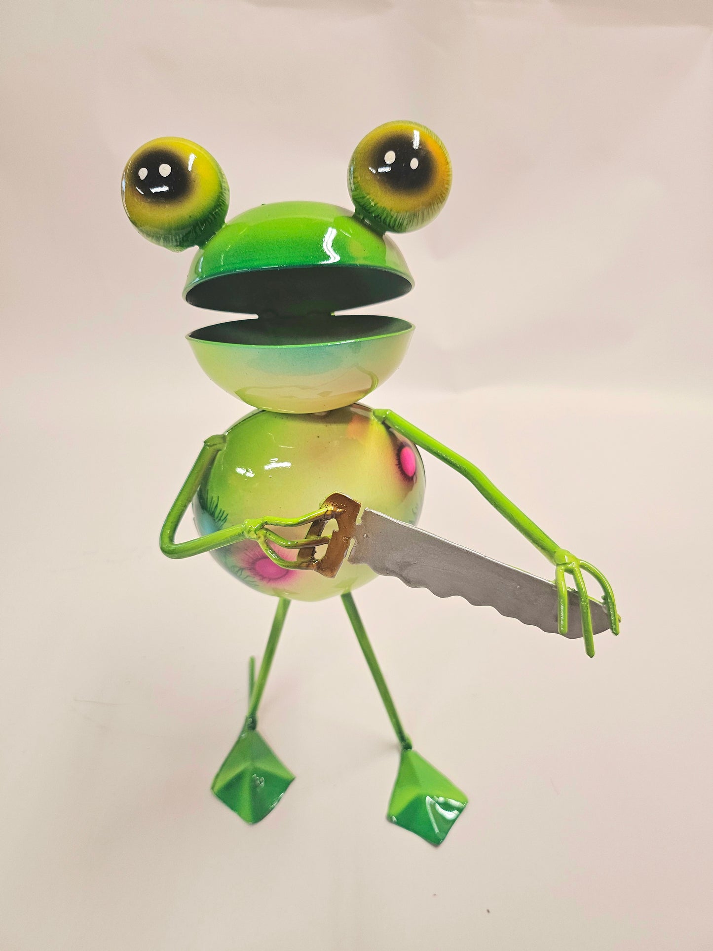 Handcrafted working metal frogs. (Bigger version)