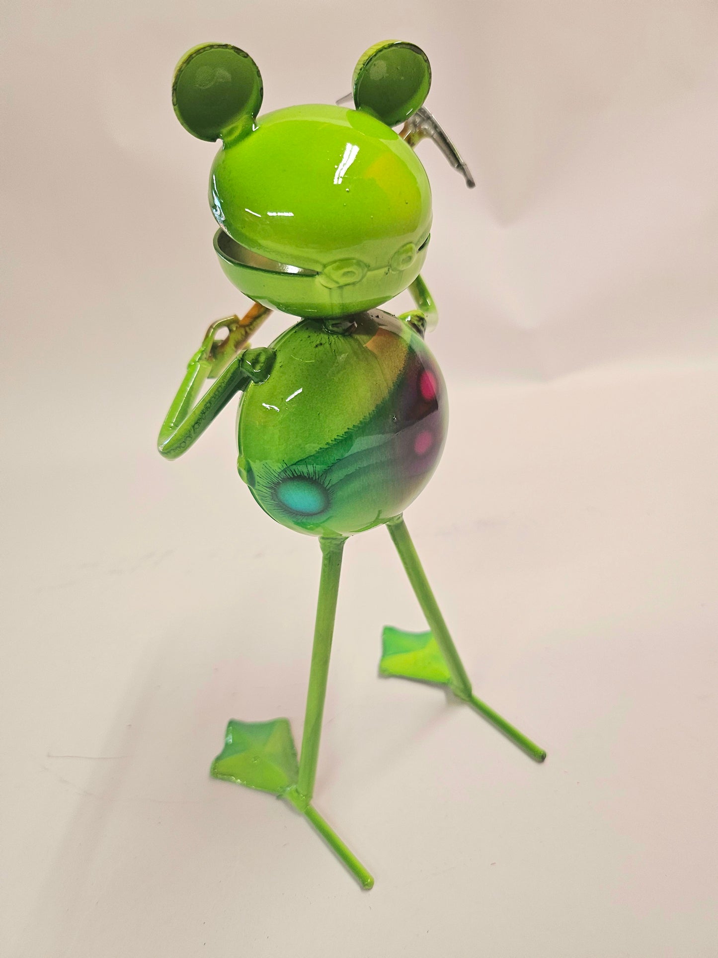 Handcrafted working metal frogs. (Smaller version)