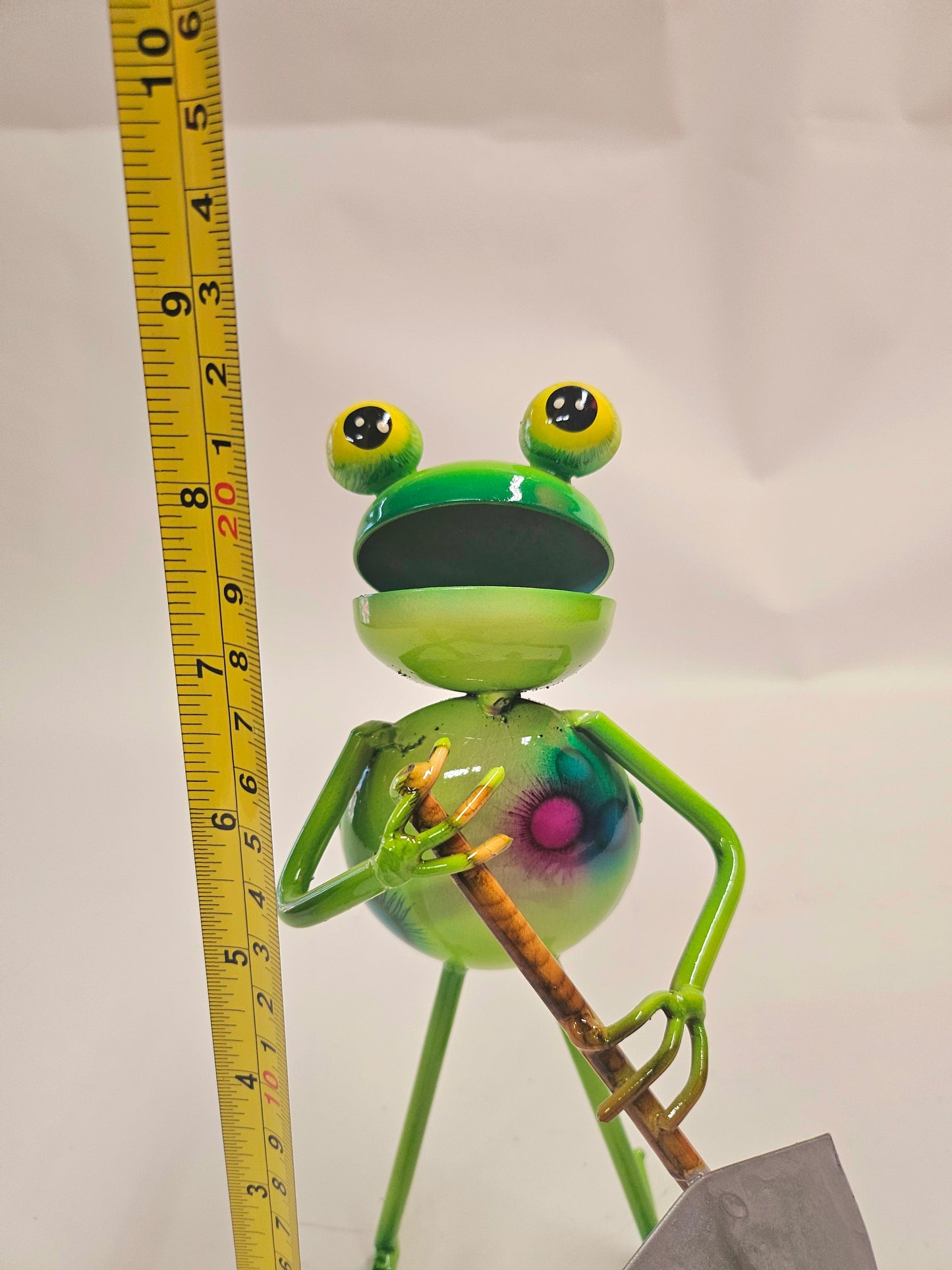 Handcrafted working metal frogs. (Smaller version)